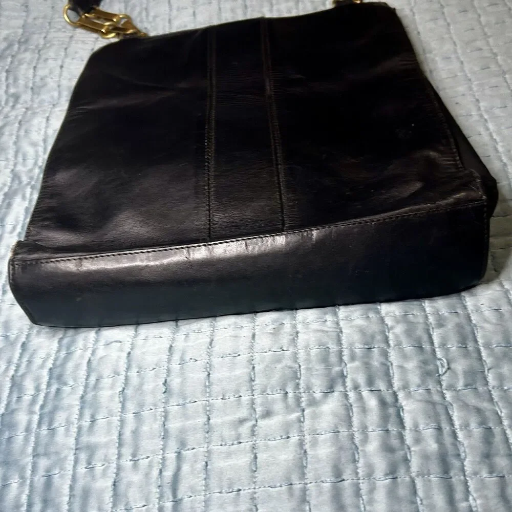 Mark Cross Black Leather Messenger Bag, Gold Tone Hardware, Classic, Preppy